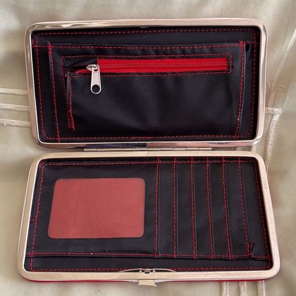 Sesame Street Red Elmo Face Wallet - Picture 4 of 10